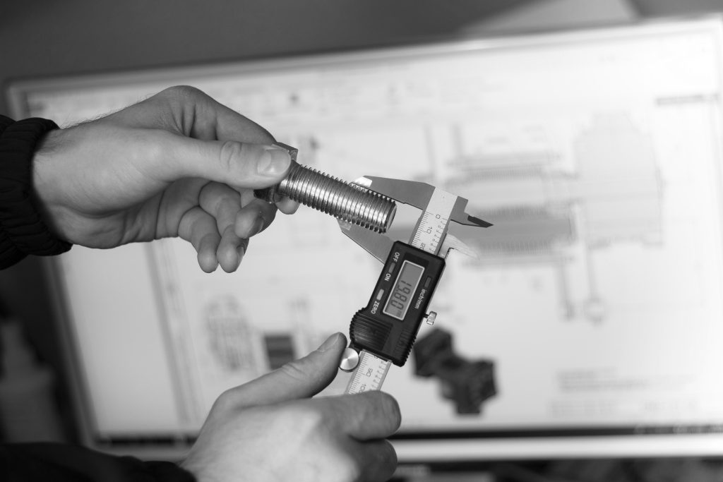 CONTACTO shutterstock 1234362544 - EONSI